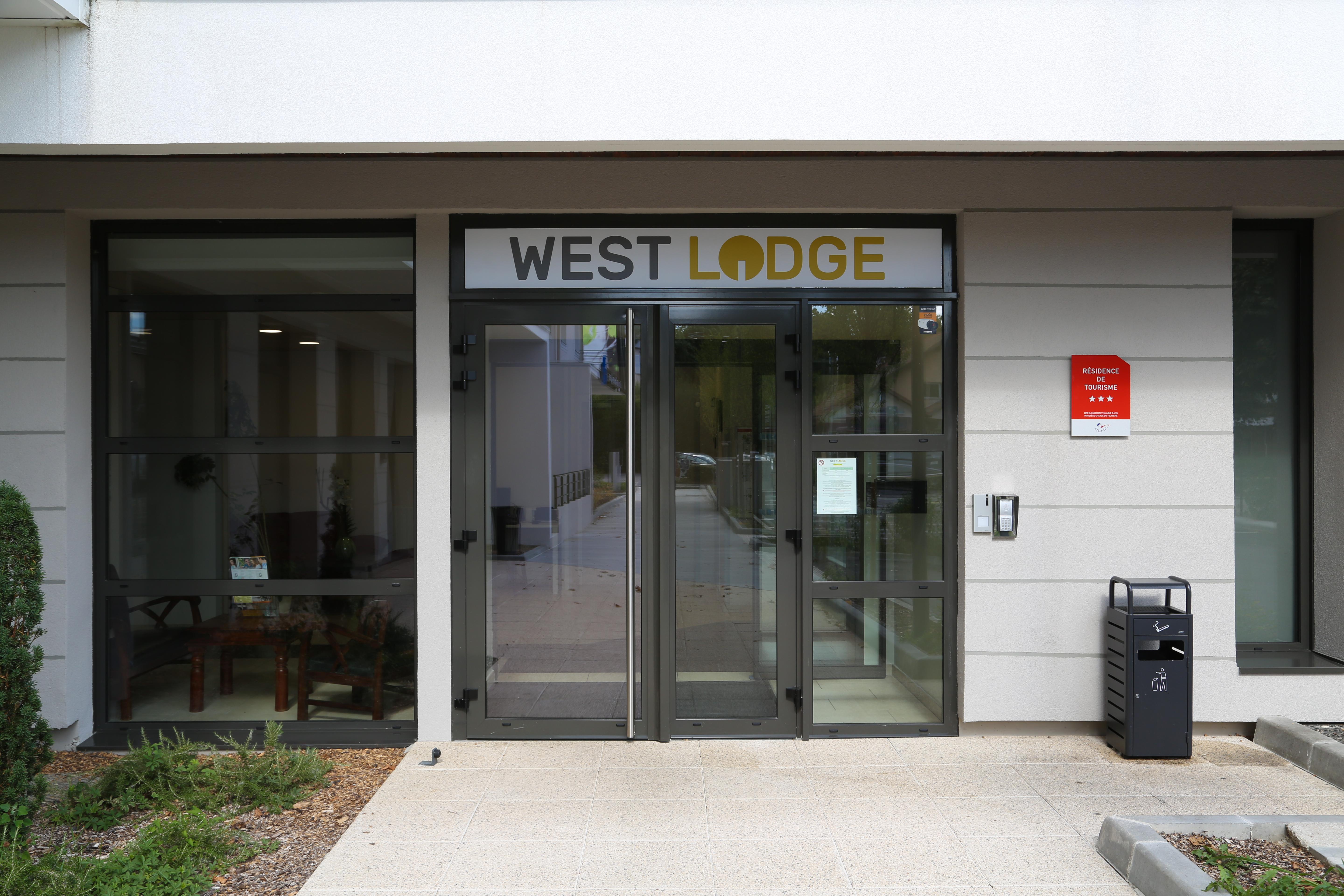 Westlodge Dardilly Lyon Nord Buitenkant foto